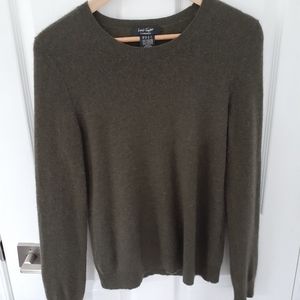 Cashmere sweater olive green